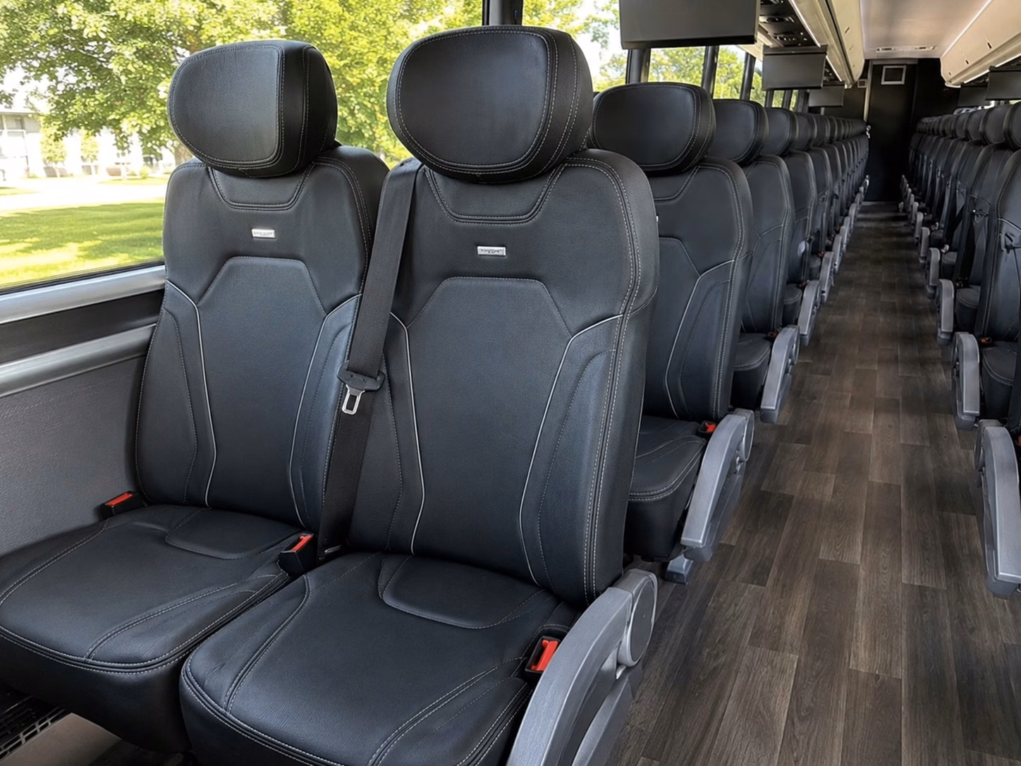 shuttle guests between concord hotels and your wedding venue